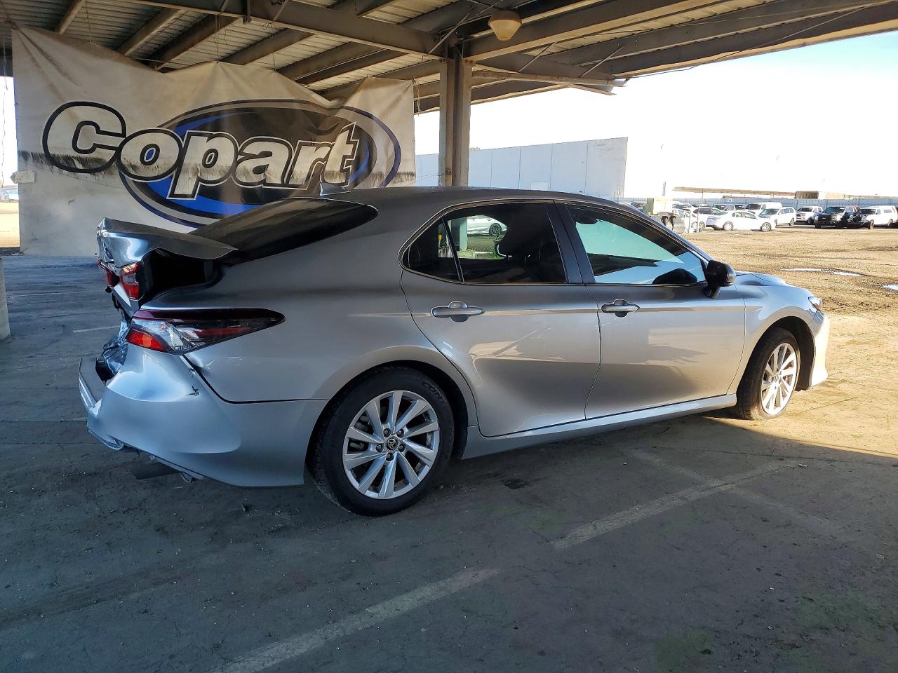 2024 TOYOTA CAMRY photo 3