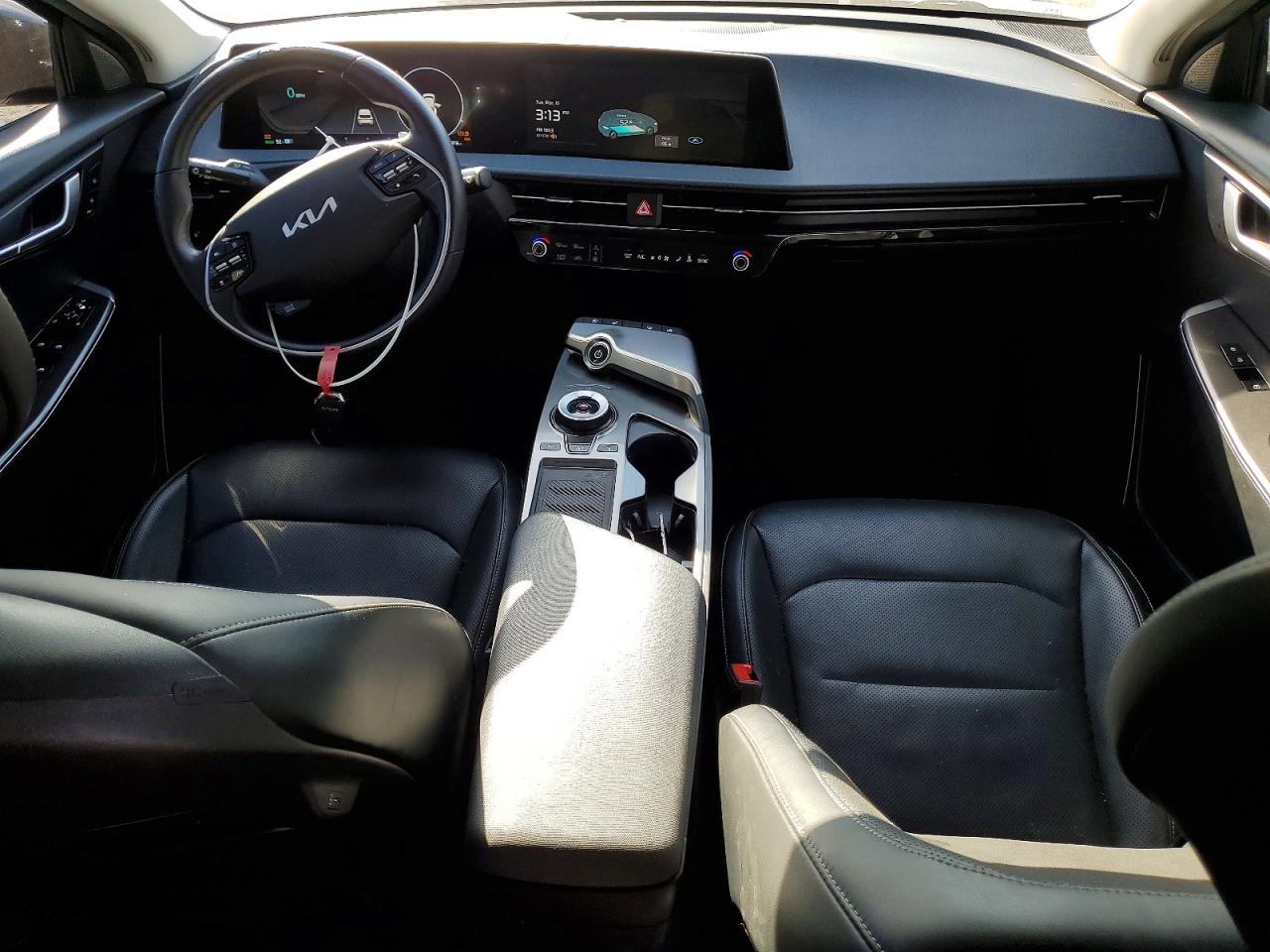 2022 KIA EV6 WIND photo 15