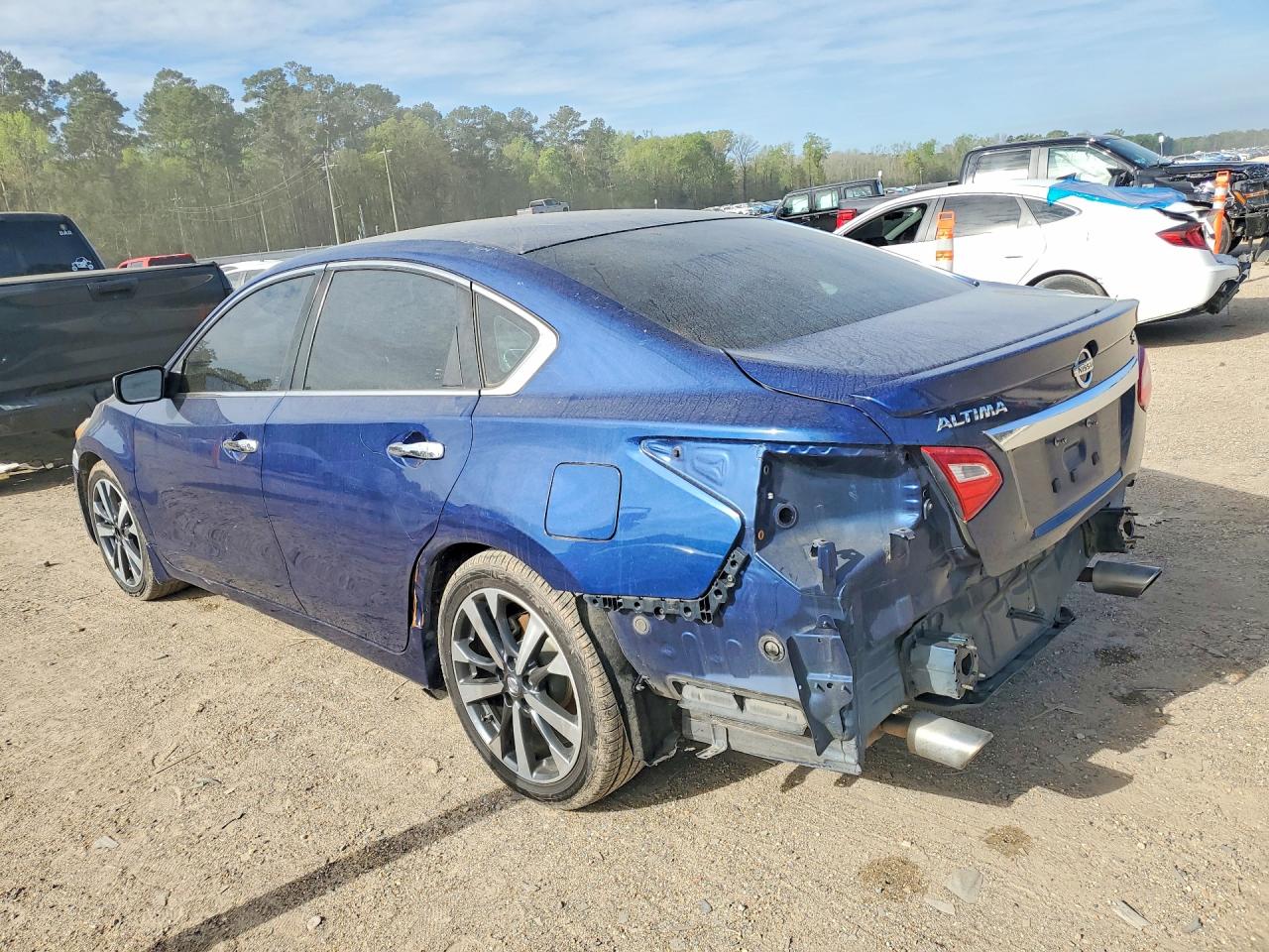 2016 NISSAN ALTIMA 2.5 SR photo 4