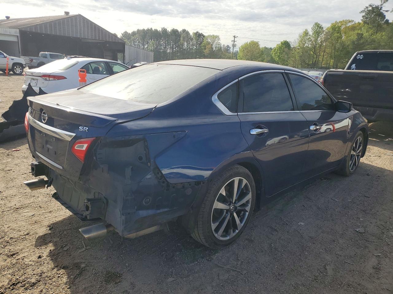 2016 NISSAN ALTIMA 2.5 SR photo 7