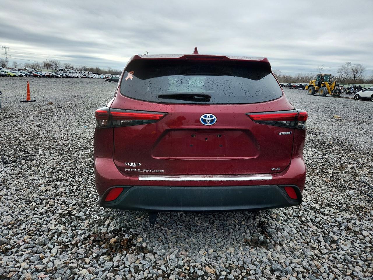 2021 TOYOTA HIGHLANDER HYBRID XLE photo 6