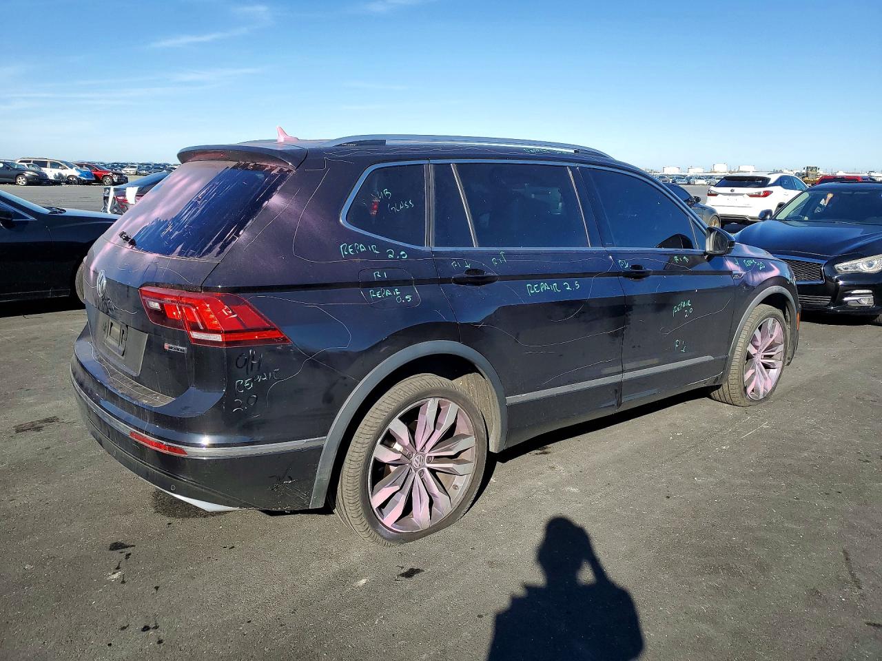 2021 VOLKSWAGEN TIGUAN SEL PREMIUM R-LINE photo 5
