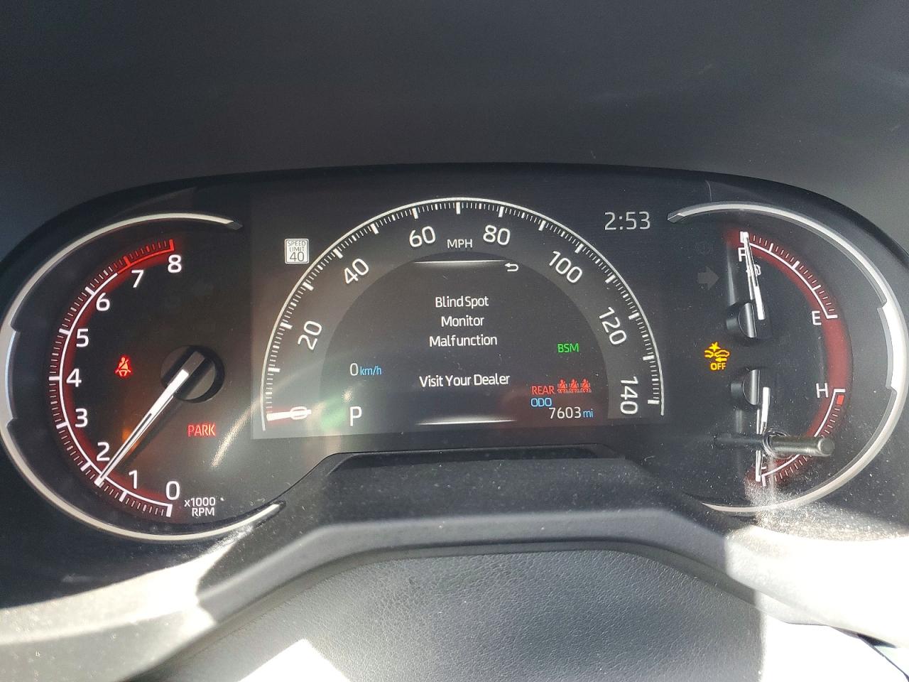 2025 TOYOTA RAV4 LE photo 25