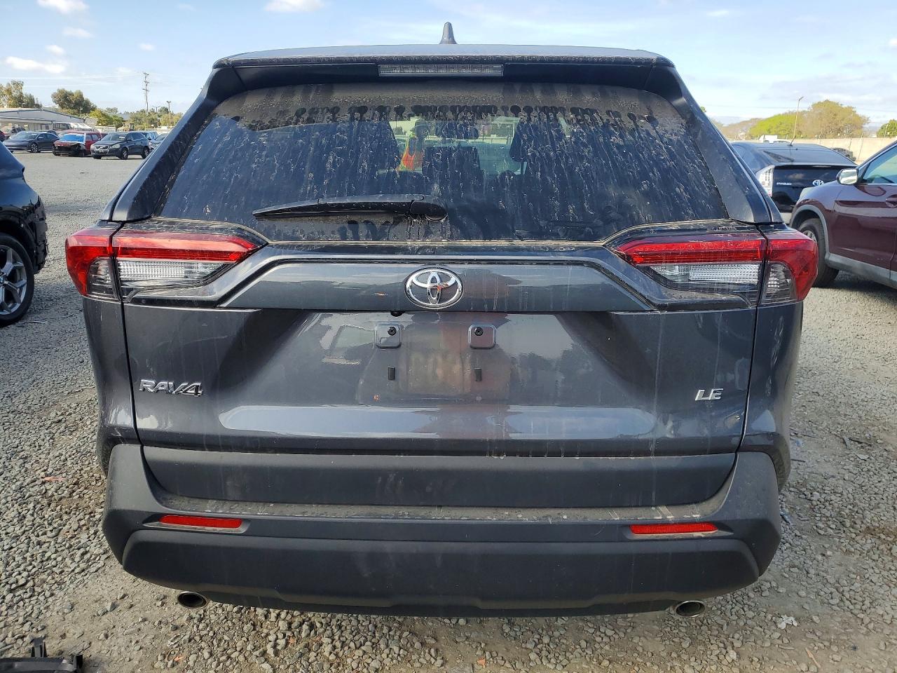 2025 TOYOTA RAV4 LE photo 16