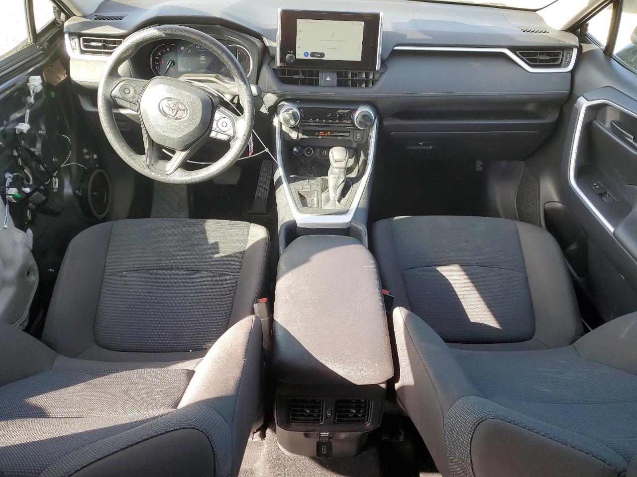 2025 TOYOTA RAV4 LE photo 22
