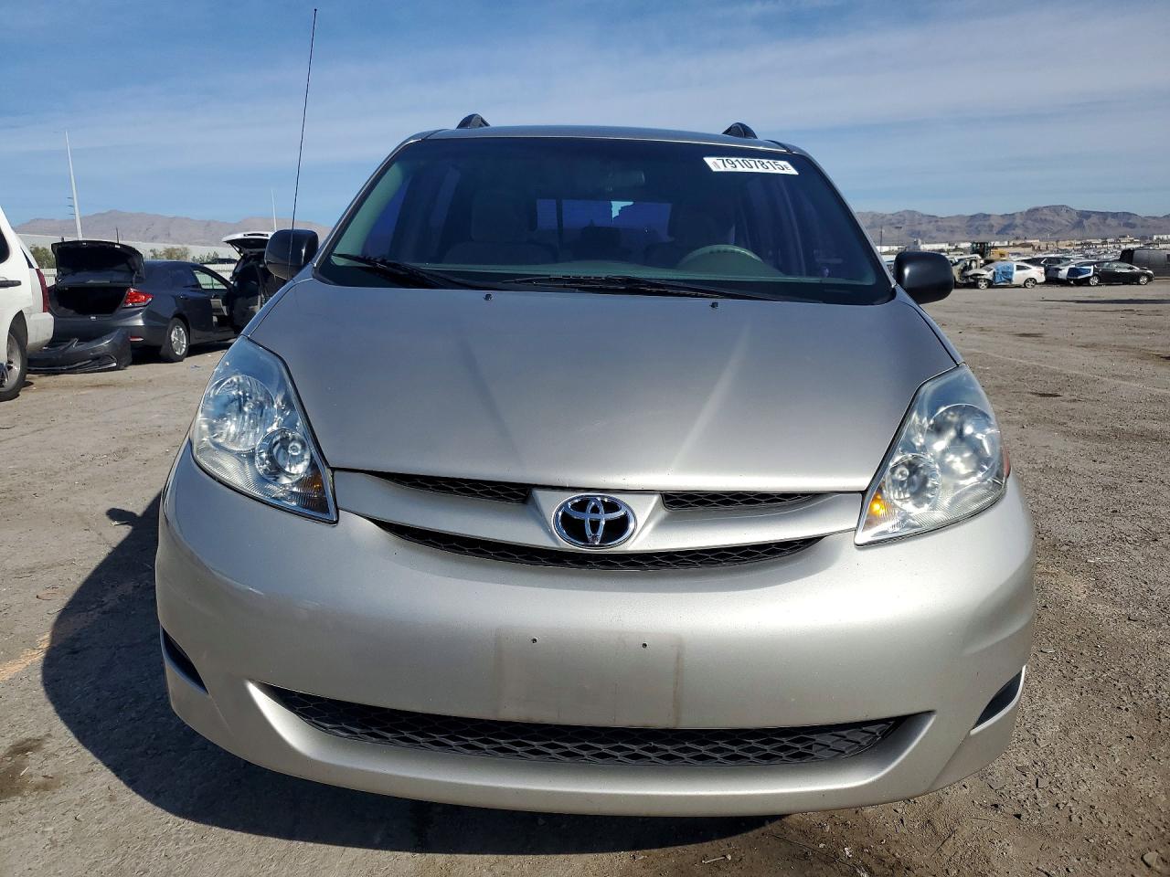 2009 TOYOTA SIENNA CE 8-PASSENGER photo 13