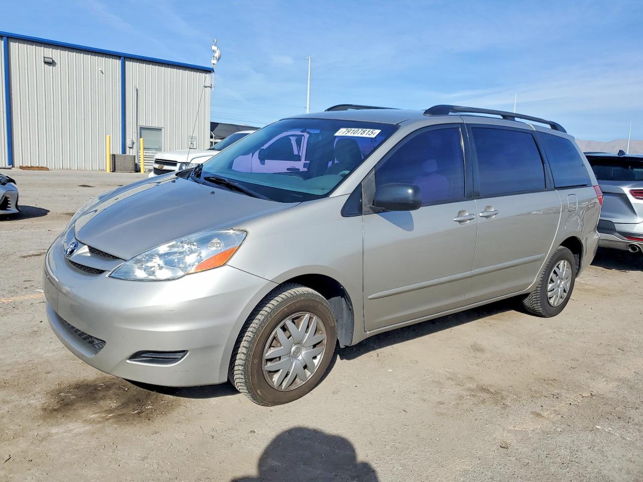 2009 TOYOTA SIENNA