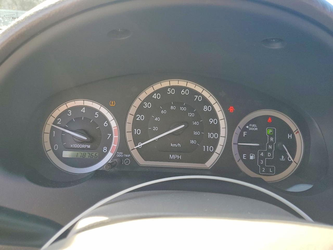 2009 TOYOTA SIENNA CE 8-PASSENGER photo 25