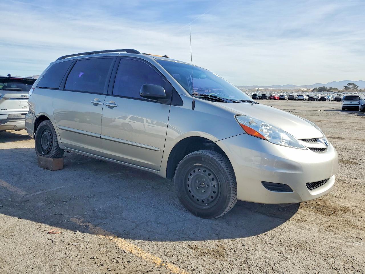 2009 TOYOTA SIENNA CE 8-PASSENGER photo 10