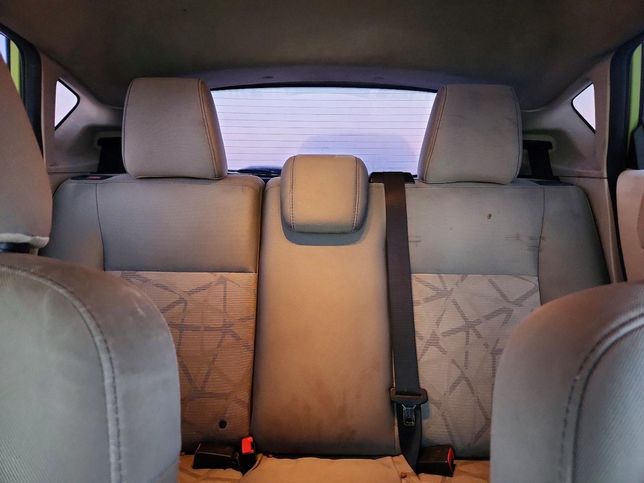 2011 FORD FIESTA SE photo 19