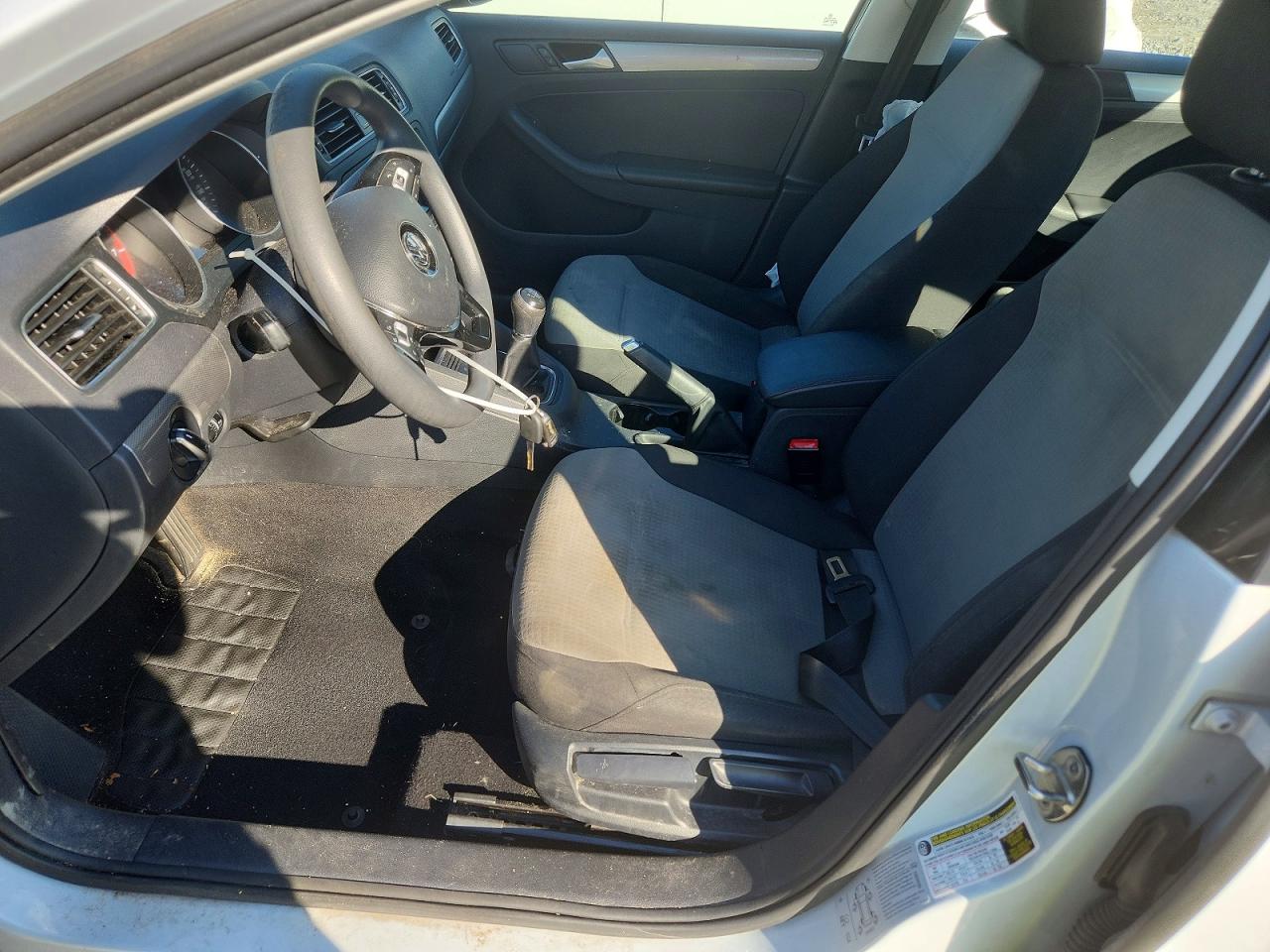 2017 VOLKSWAGEN JETTA S photo 19