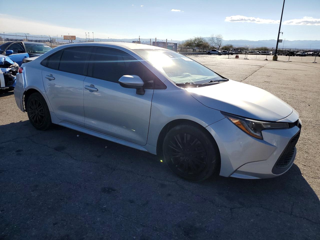 2020 TOYOTA COROLLA LE photo 7