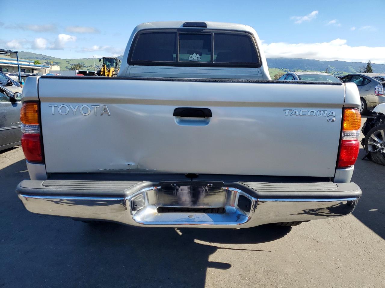2003 TOYOTA TACOMA PRERUNNER V6 photo 11