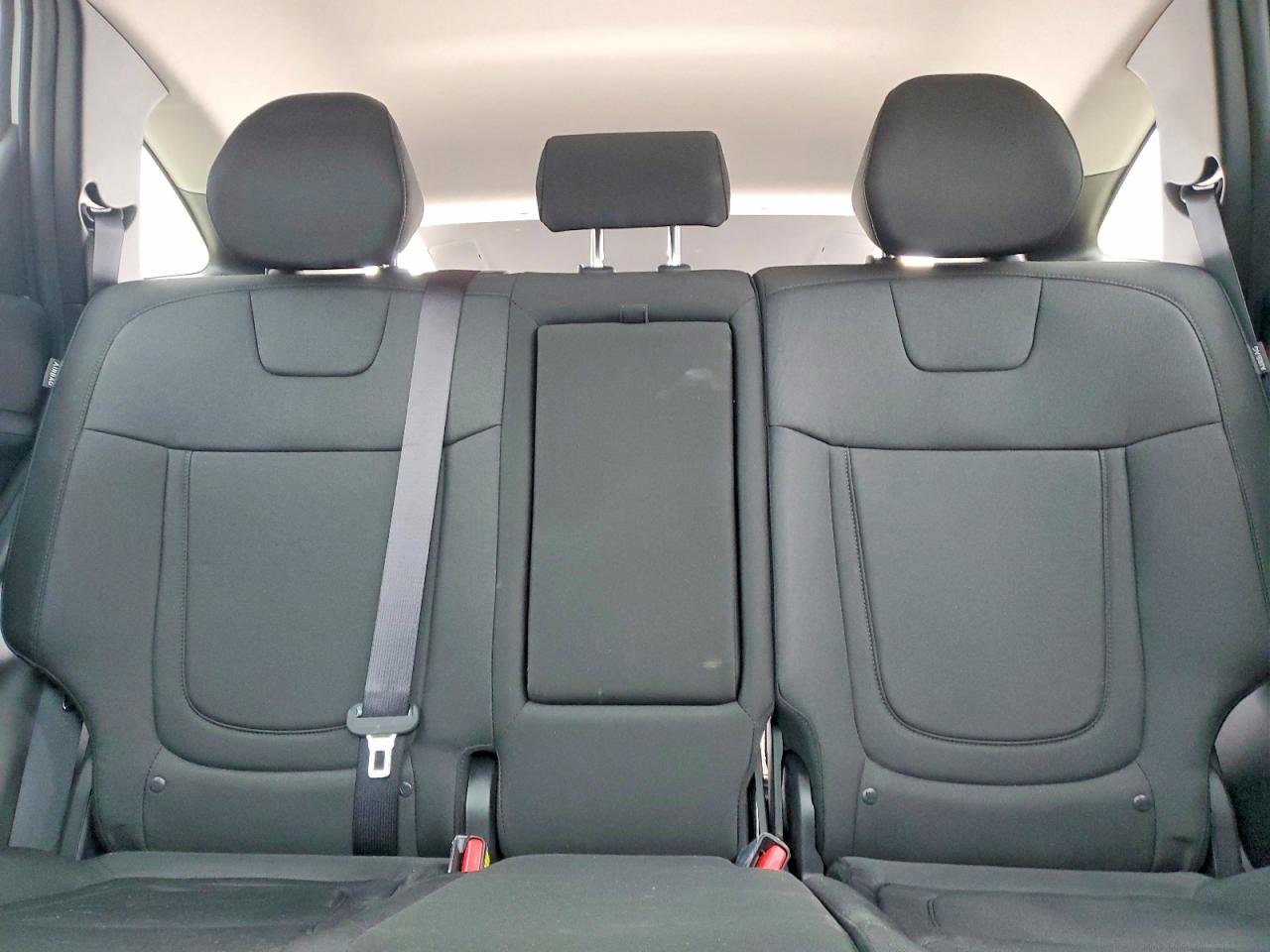 2025 HYUNDAI TUCSON SEL photo 28