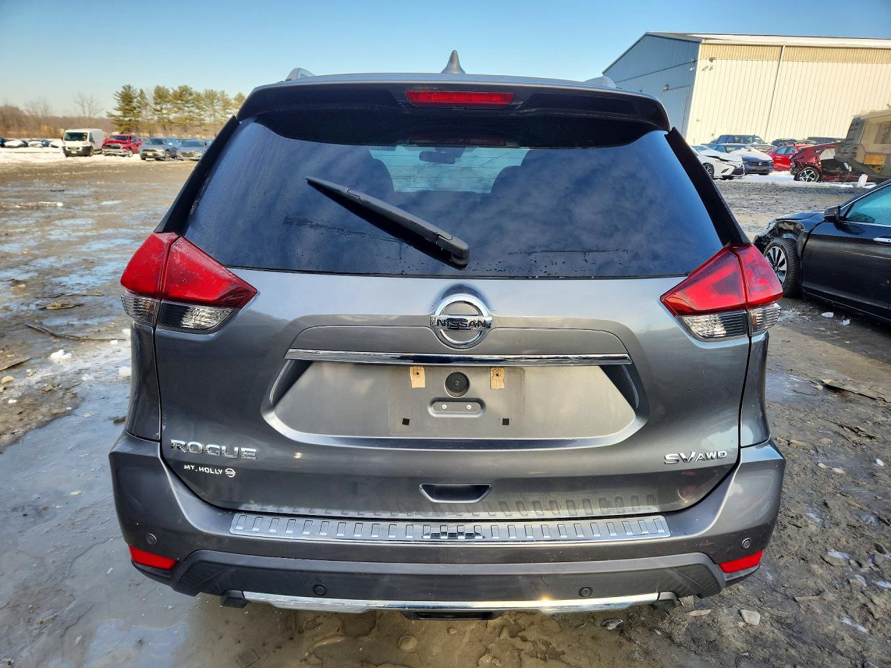 2019 NISSAN ROGUE SV photo 16