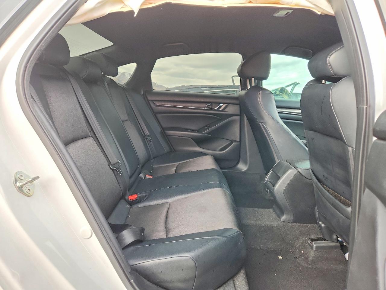 2018 HONDA ACCORD SPORT photo 19