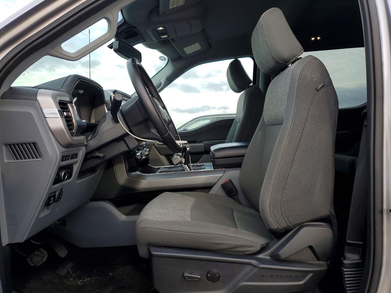 2023 FORD F150 LIGHTNING PRO photo 7