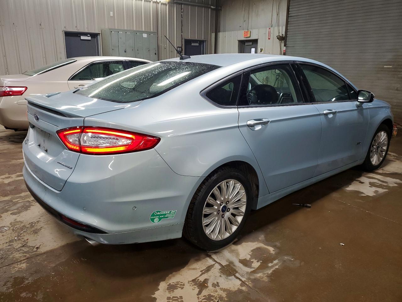 2014 FORD FUSION TITANIUM PHEV photo 3