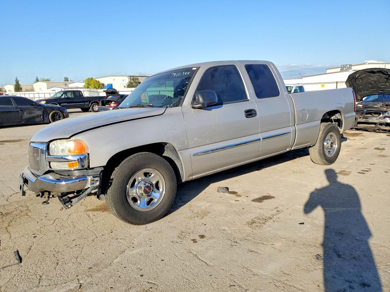 2004 GMC NEW SIERRA