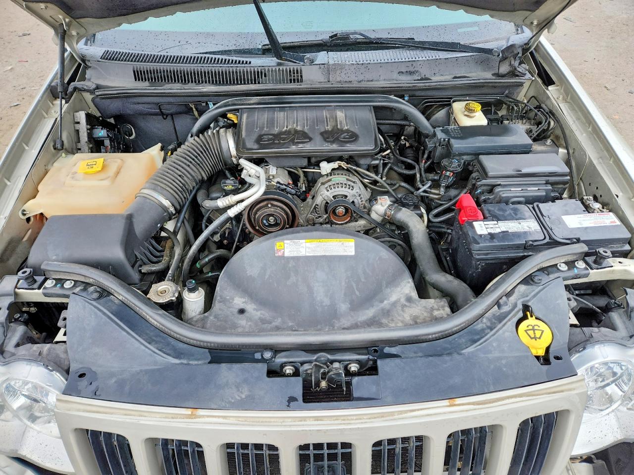 2009 JEEP GRAND CHEROKEE LAREDO photo 12