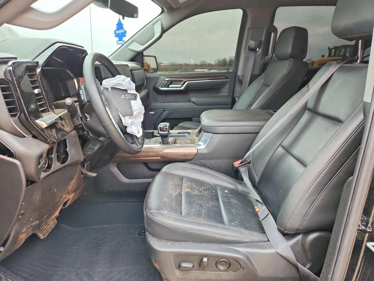 2025 CHEVROLET SILVERADO K1500 LT TRAIL BOSS photo 19