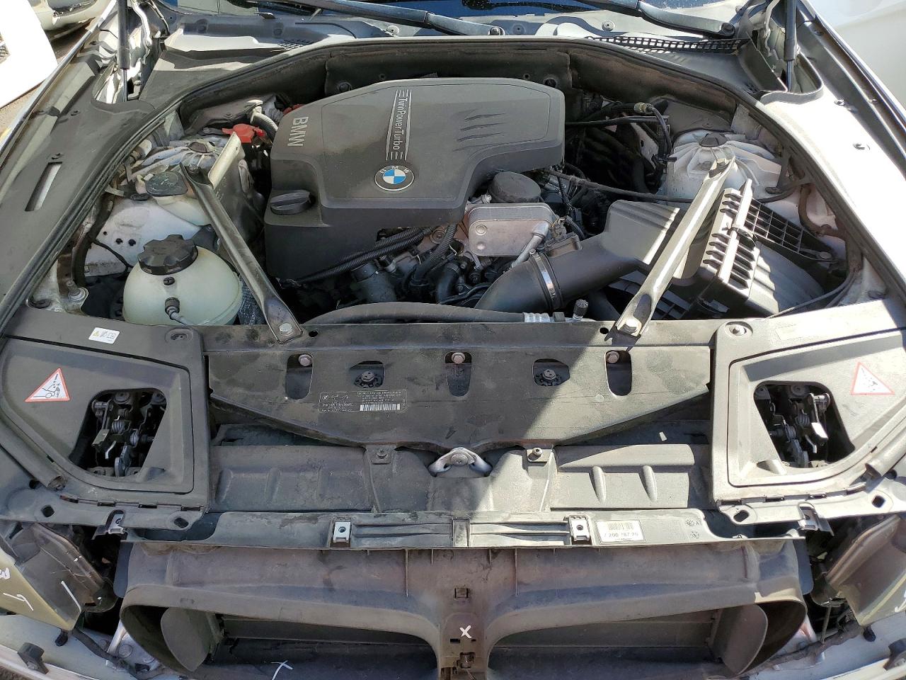 2013 BMW 528 I photo 31