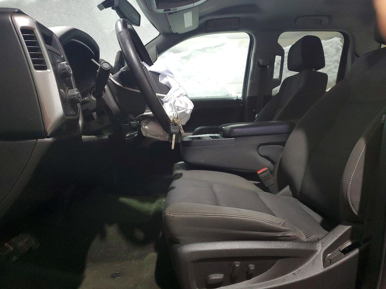 2017 CHEVROLET SILVERADO K1500 LT photo 13