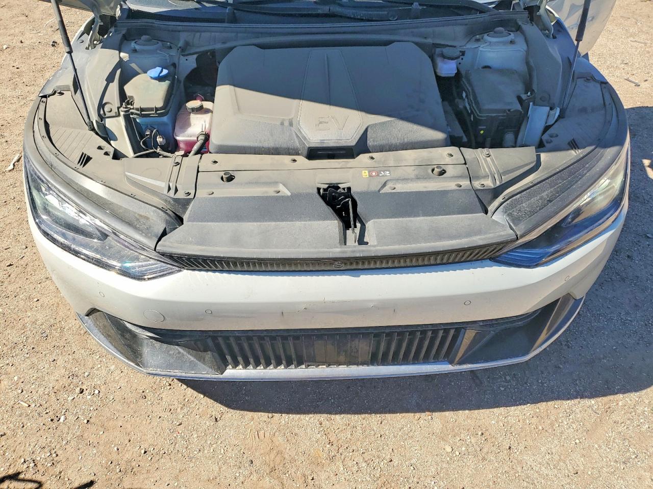 2024 KIA EV6 WIND photo 11