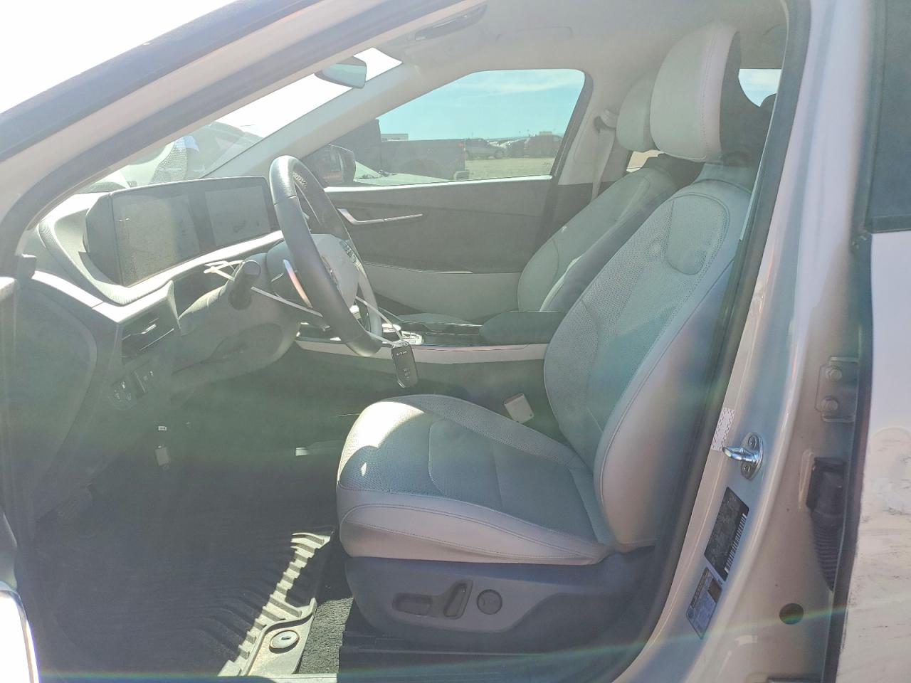 2024 KIA EV6 WIND photo 7