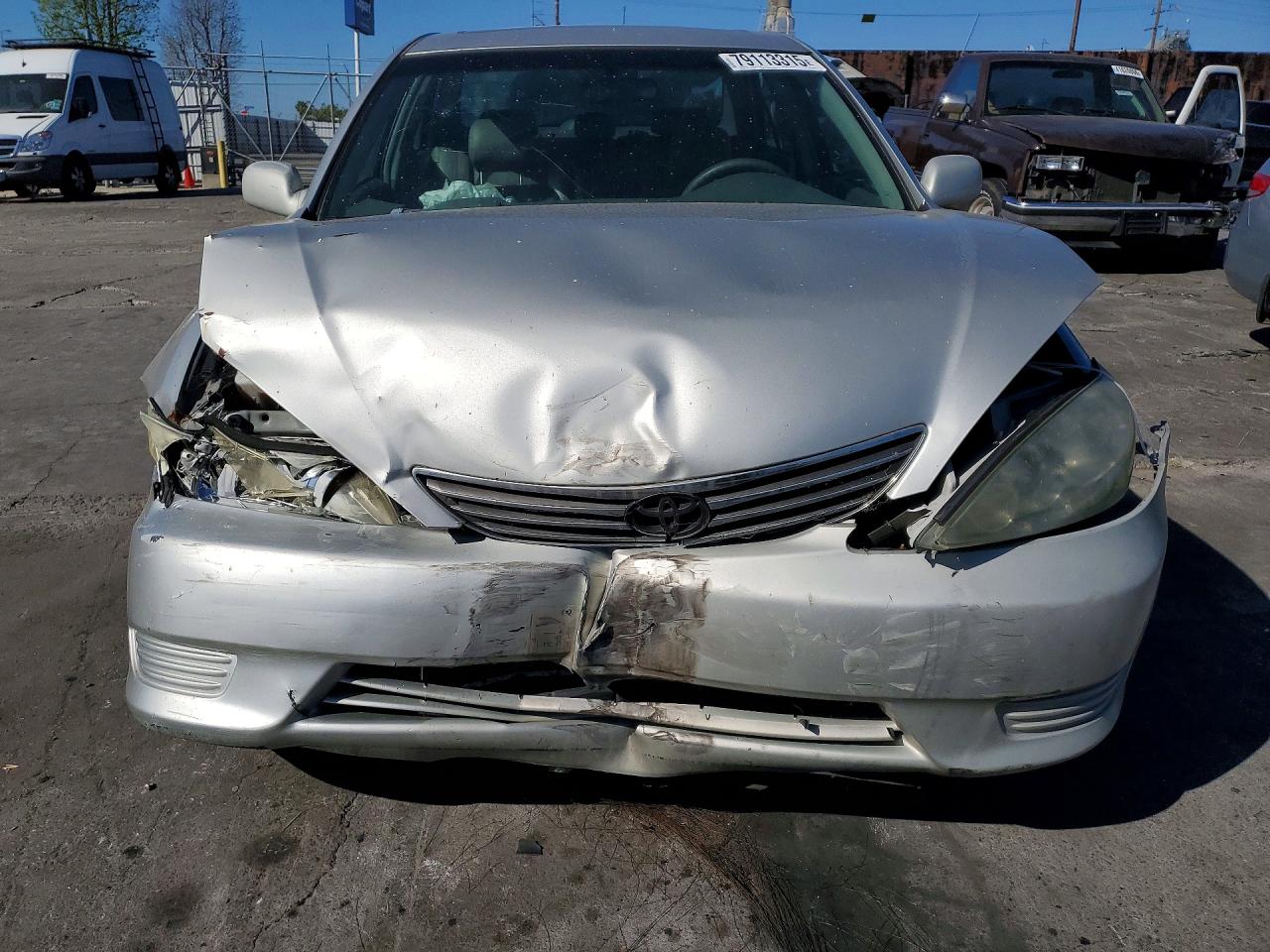 2005 TOYOTA CAMRY LE photo 5