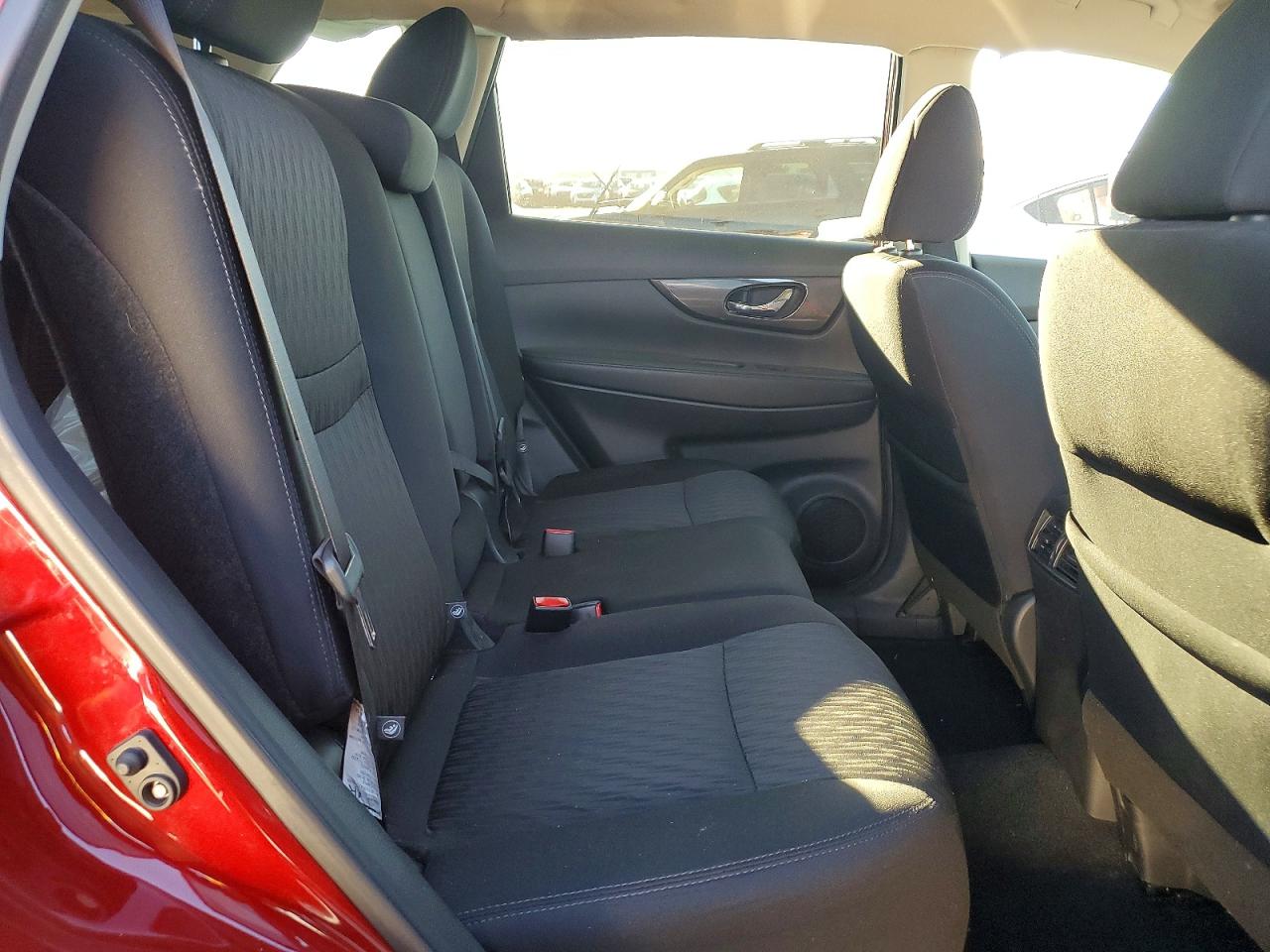 2020 NISSAN ROGUE SV photo 11