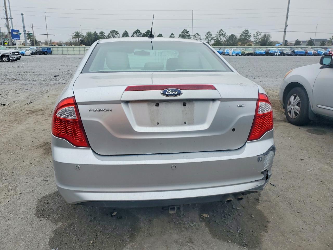 2011 FORD FUSION SE photo 16