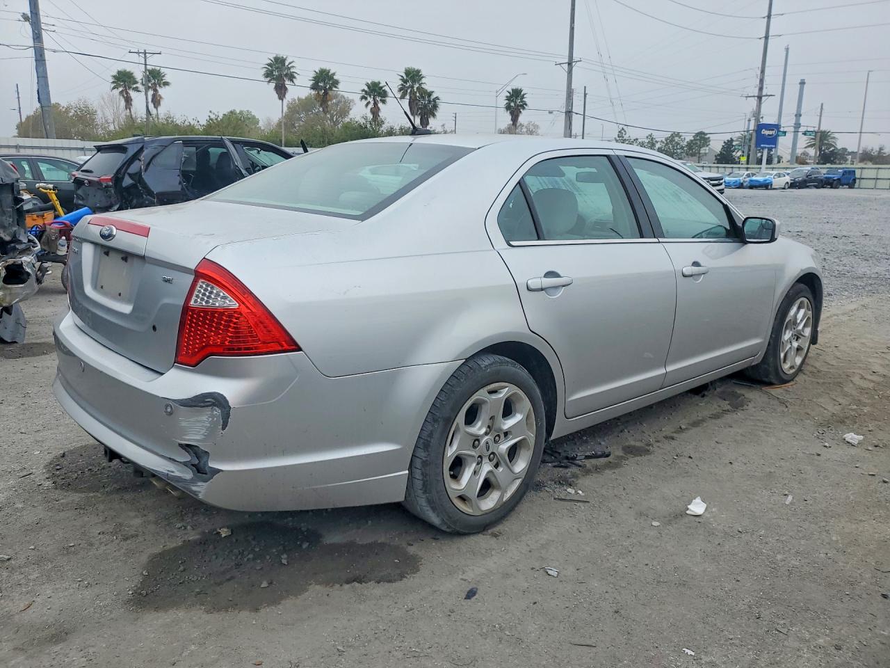 2011 FORD FUSION SE photo 7