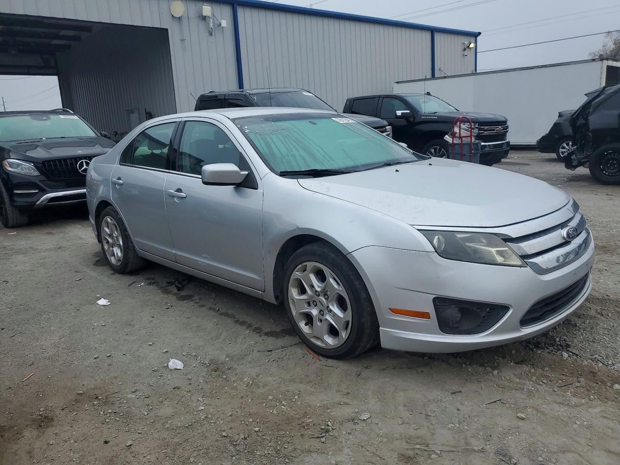 2011 FORD FUSION SE photo 10