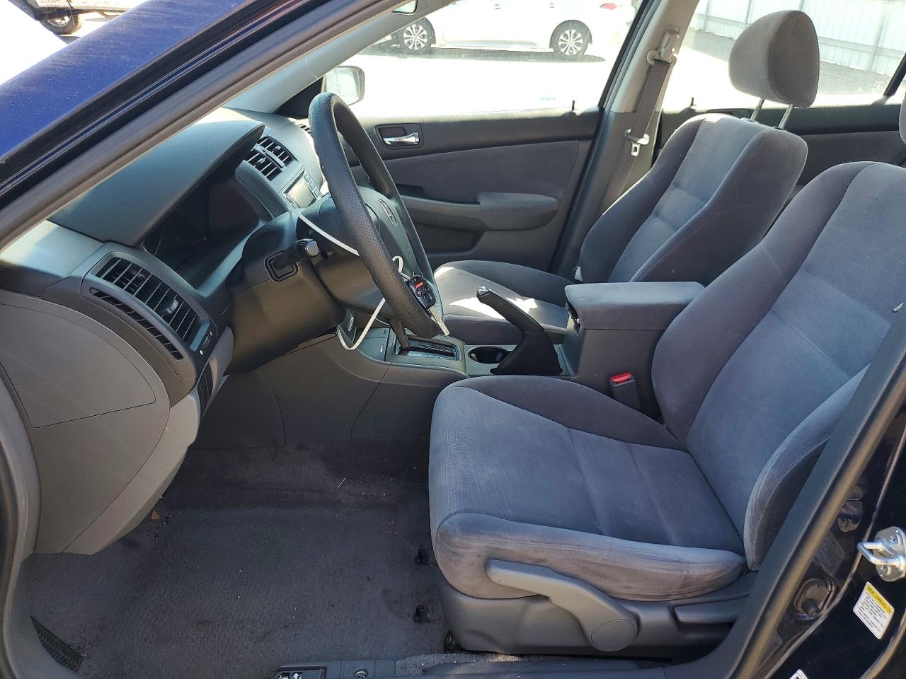2006 HONDA ACCORD LX photo 13