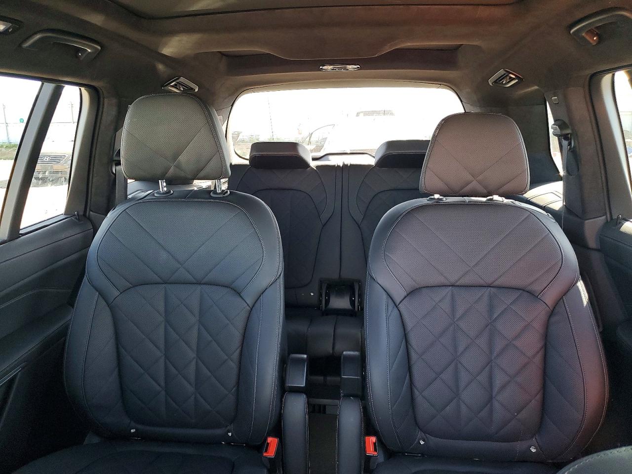2023 BMW X7 XDRIVE40I photo 10