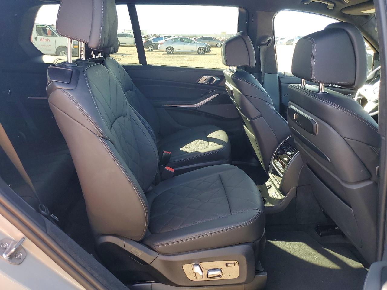 2023 BMW X7 XDRIVE40I photo 11