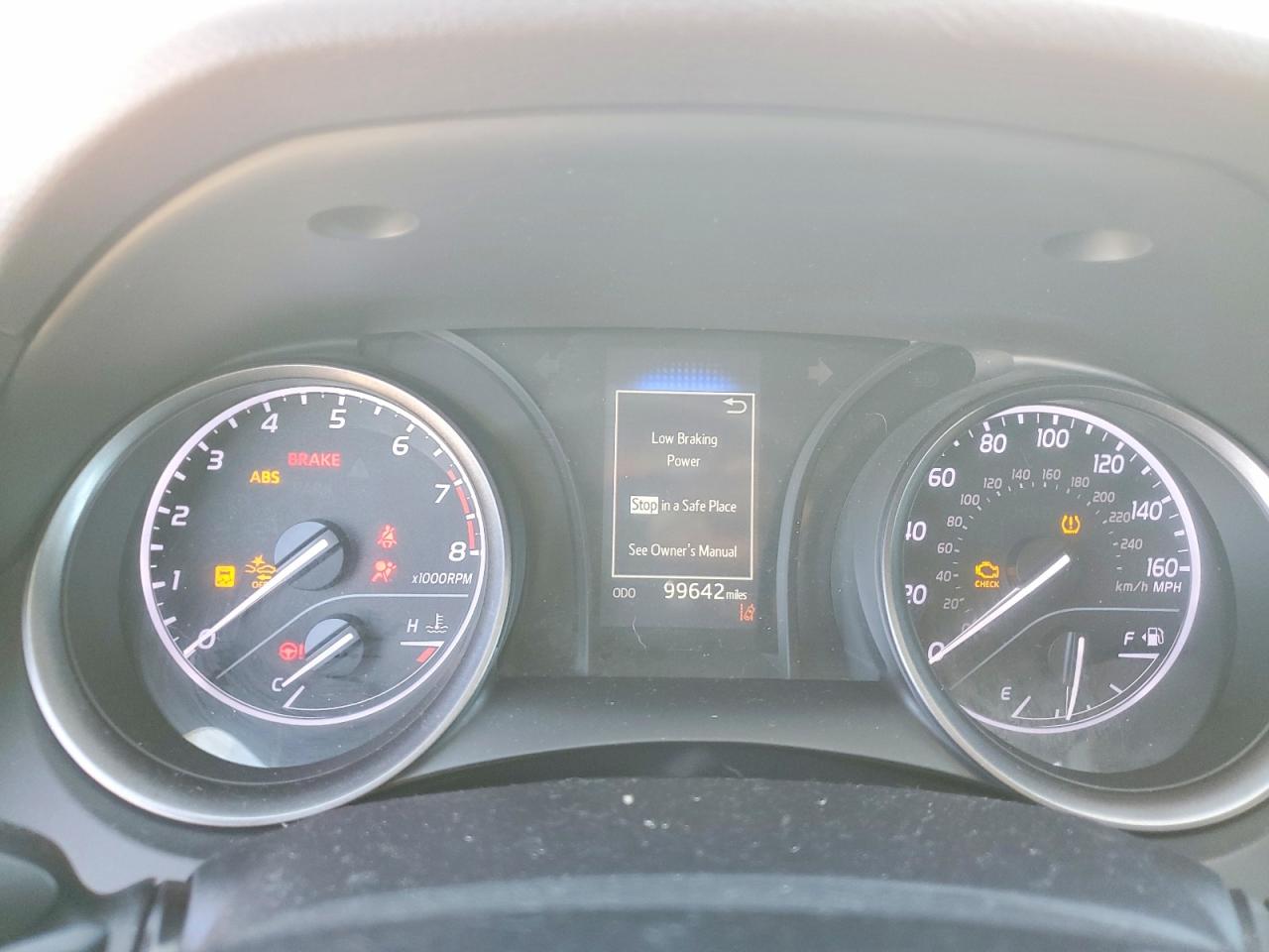2021 TOYOTA CAMRY SE photo 25