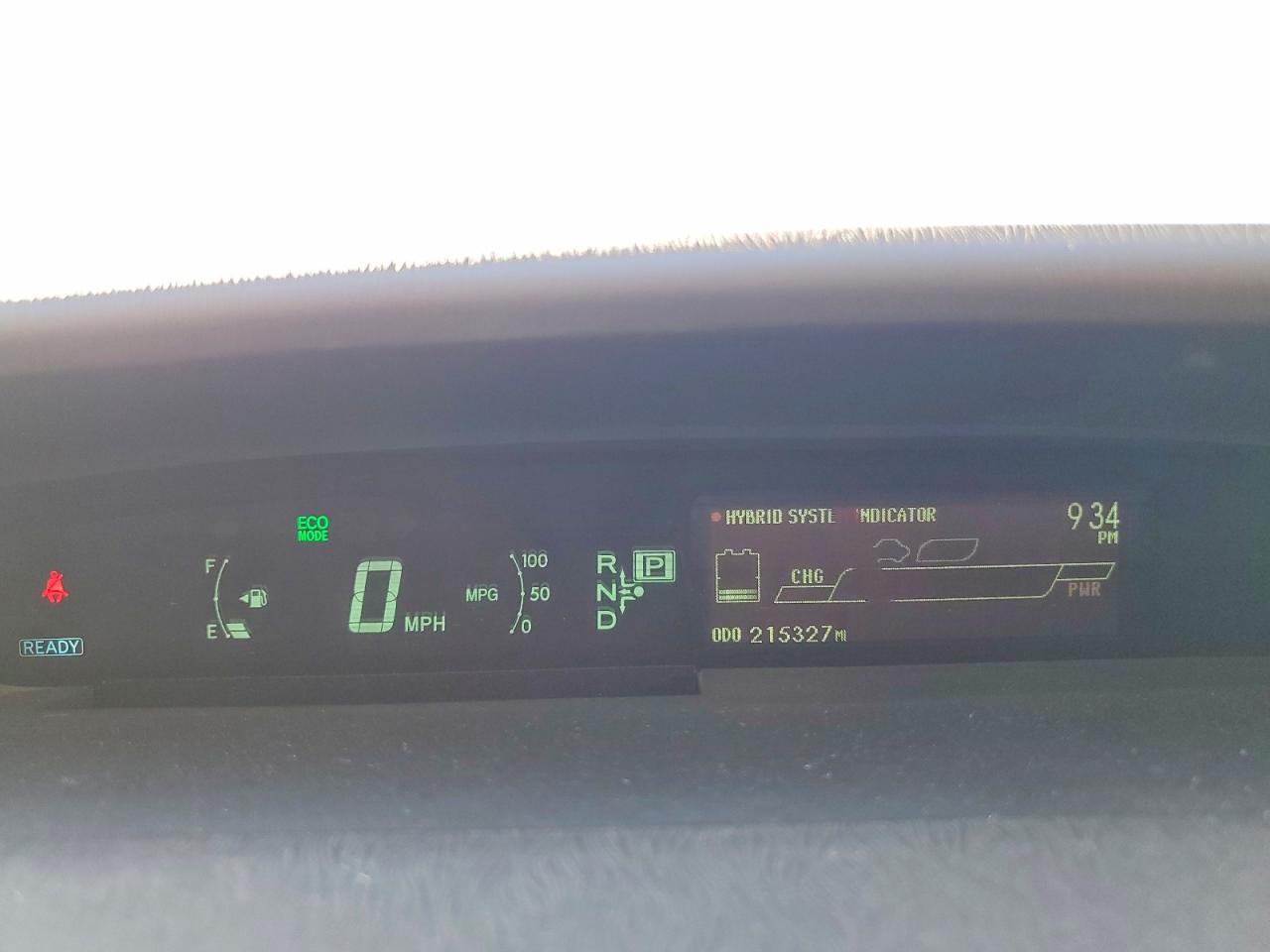2014 TOYOTA PRIUS THREE photo 9