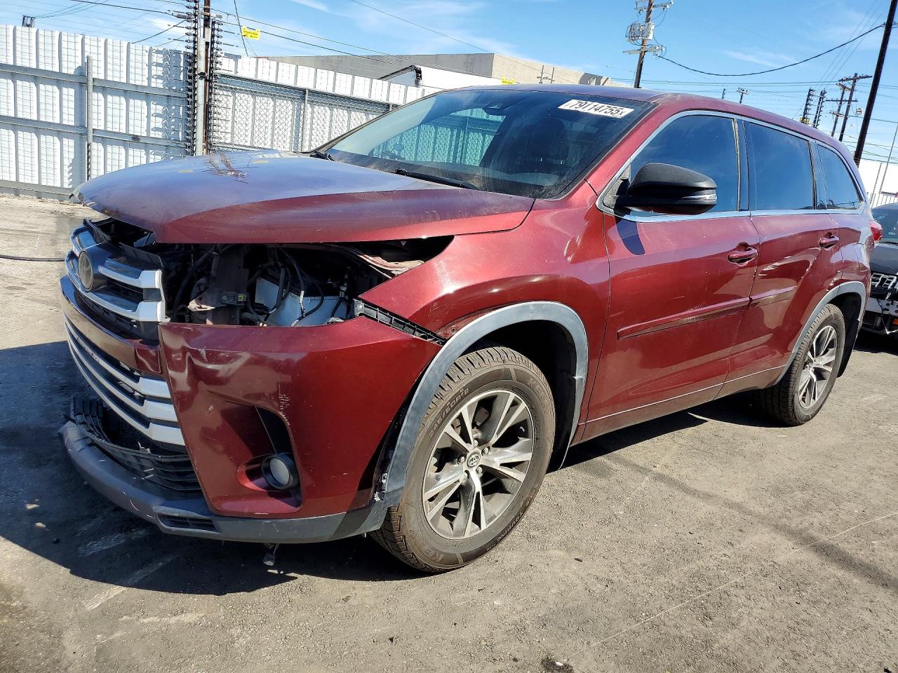 2017 TOYOTA HIGHLANDER