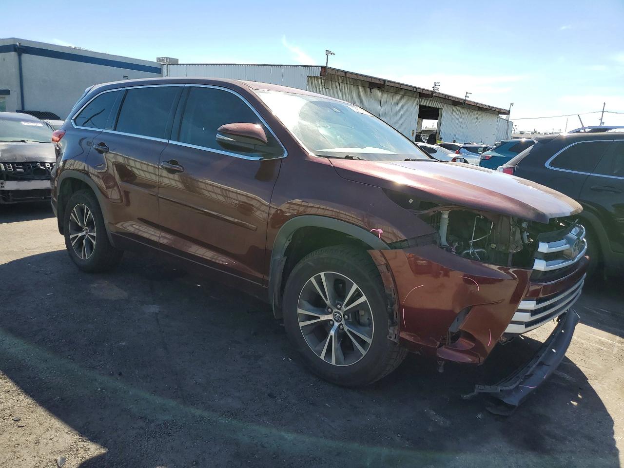 2017 TOYOTA HIGHLANDER LE PLUS photo 7