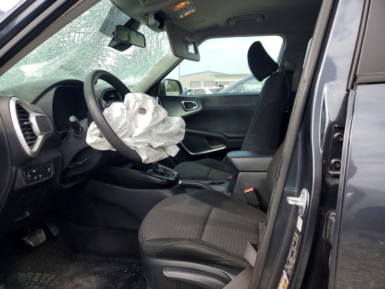 2020 KIA SOUL S photo 13