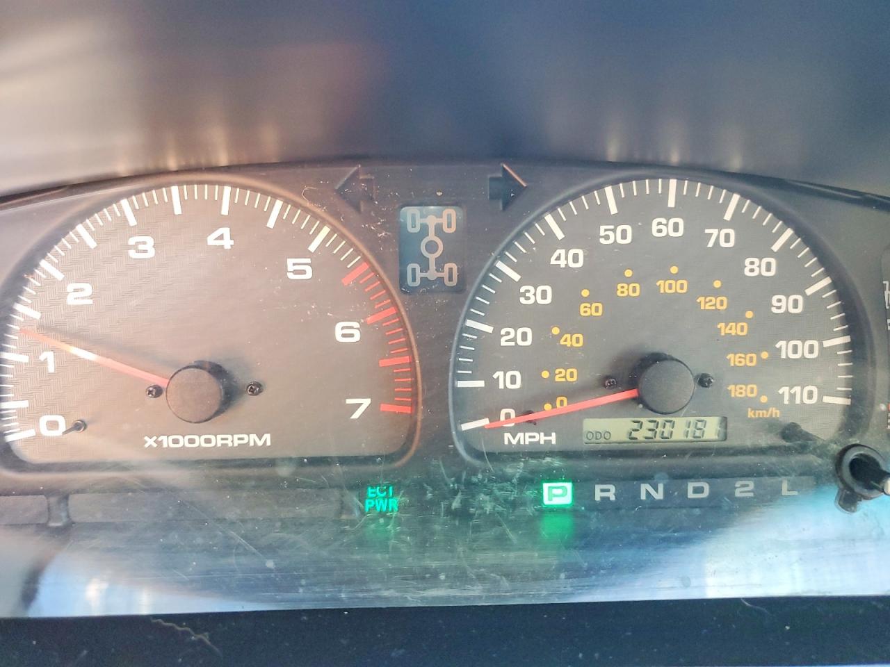 2002 TOYOTA 4RUNNER SR5 photo 9