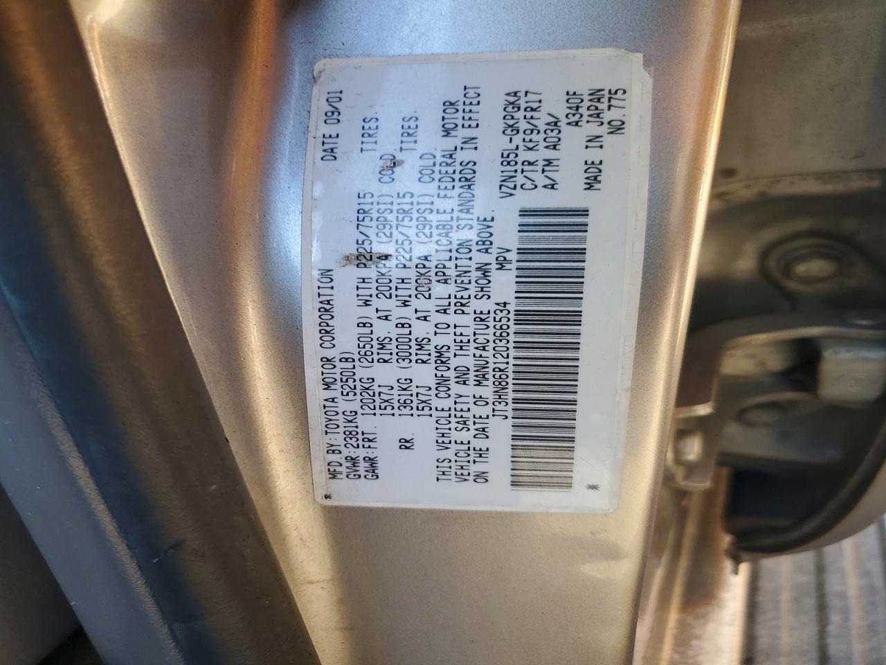 2002 TOYOTA 4RUNNER SR5 photo 13