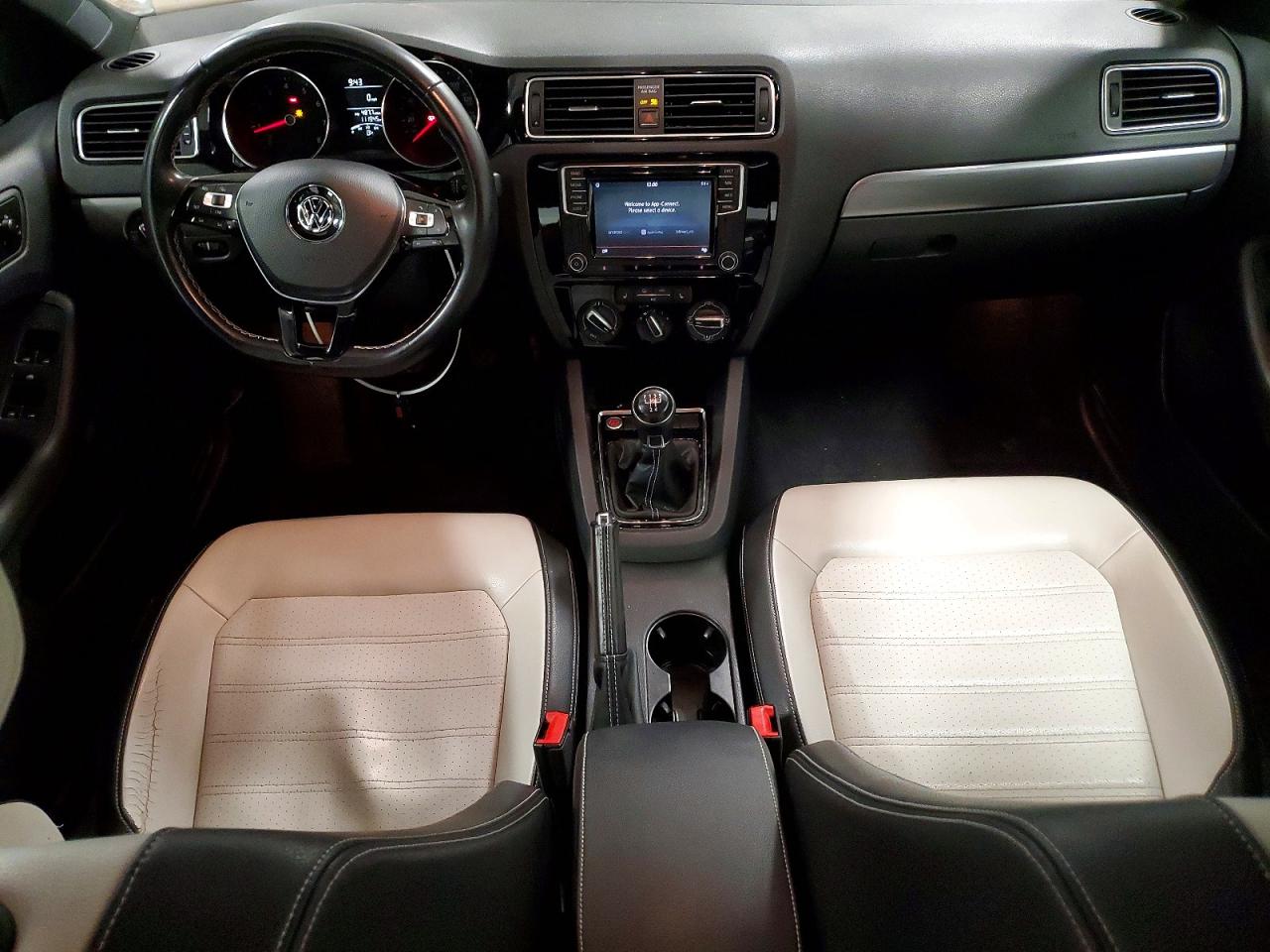 2016 VOLKSWAGEN JETTA SPORT photo 8