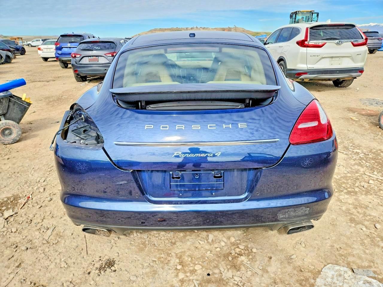 2012 PORSCHE PANAMERA 2 photo 11