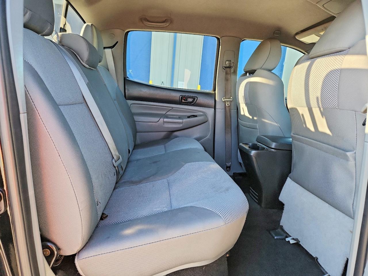 2013 TOYOTA TACOMA V6 photo 28