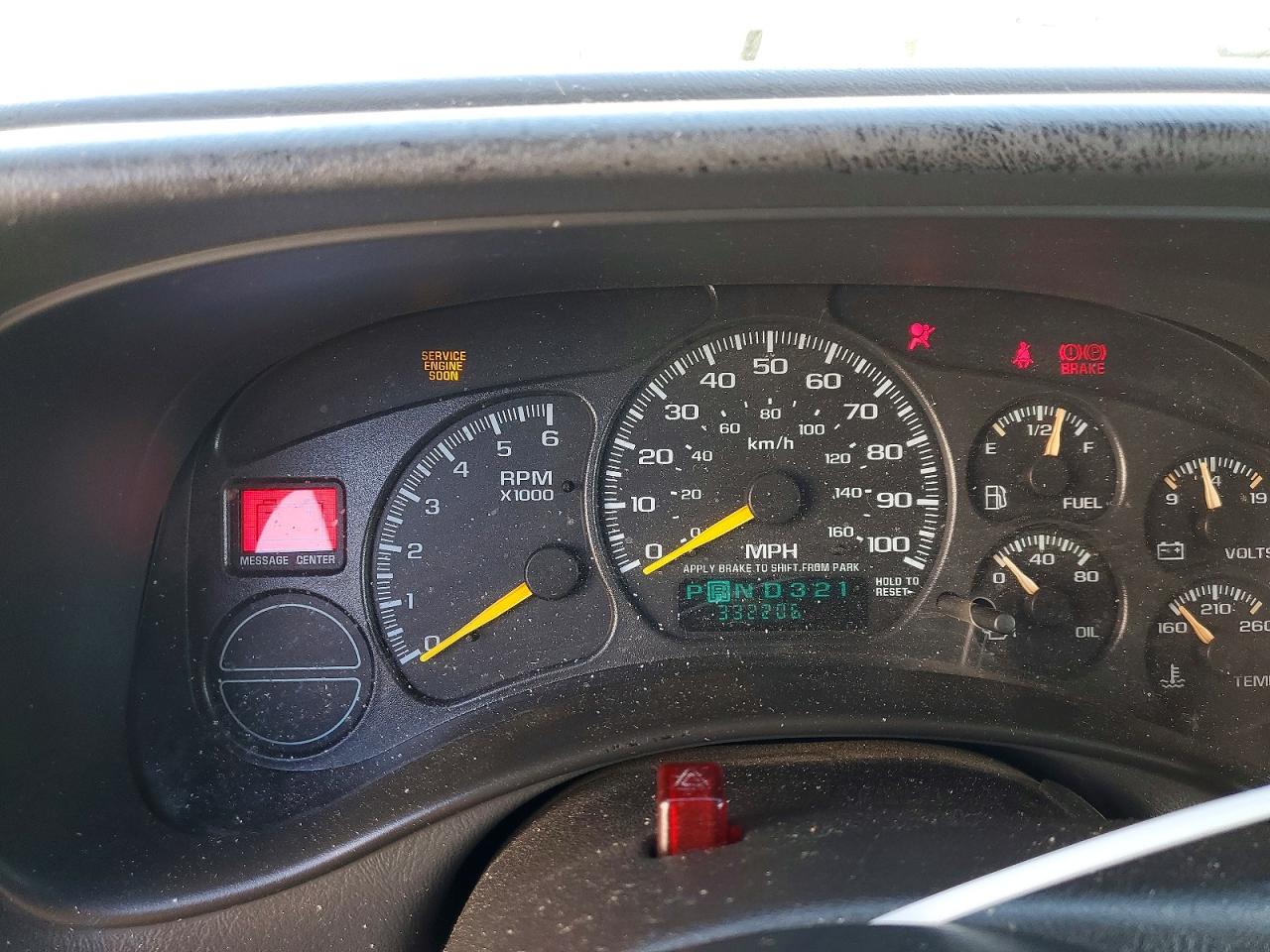 2000 CHEVROLET SUBURBAN K1500 photo 17