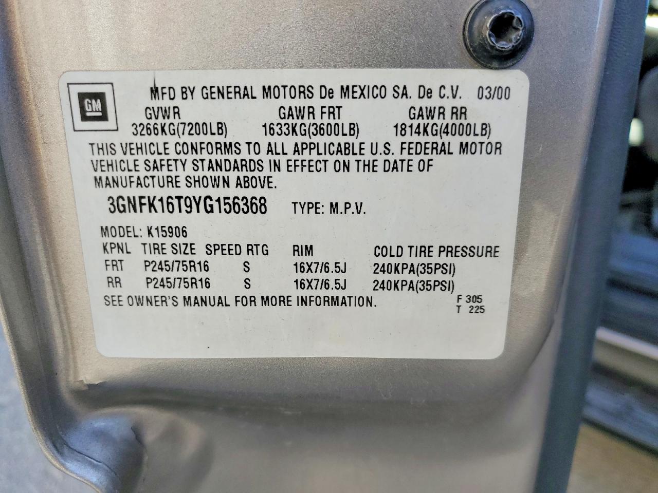 2000 CHEVROLET SUBURBAN K1500 photo 27