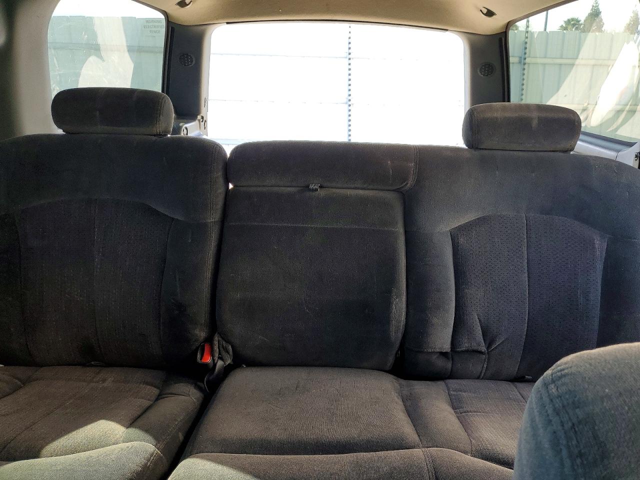 2000 CHEVROLET SUBURBAN K1500 photo 19